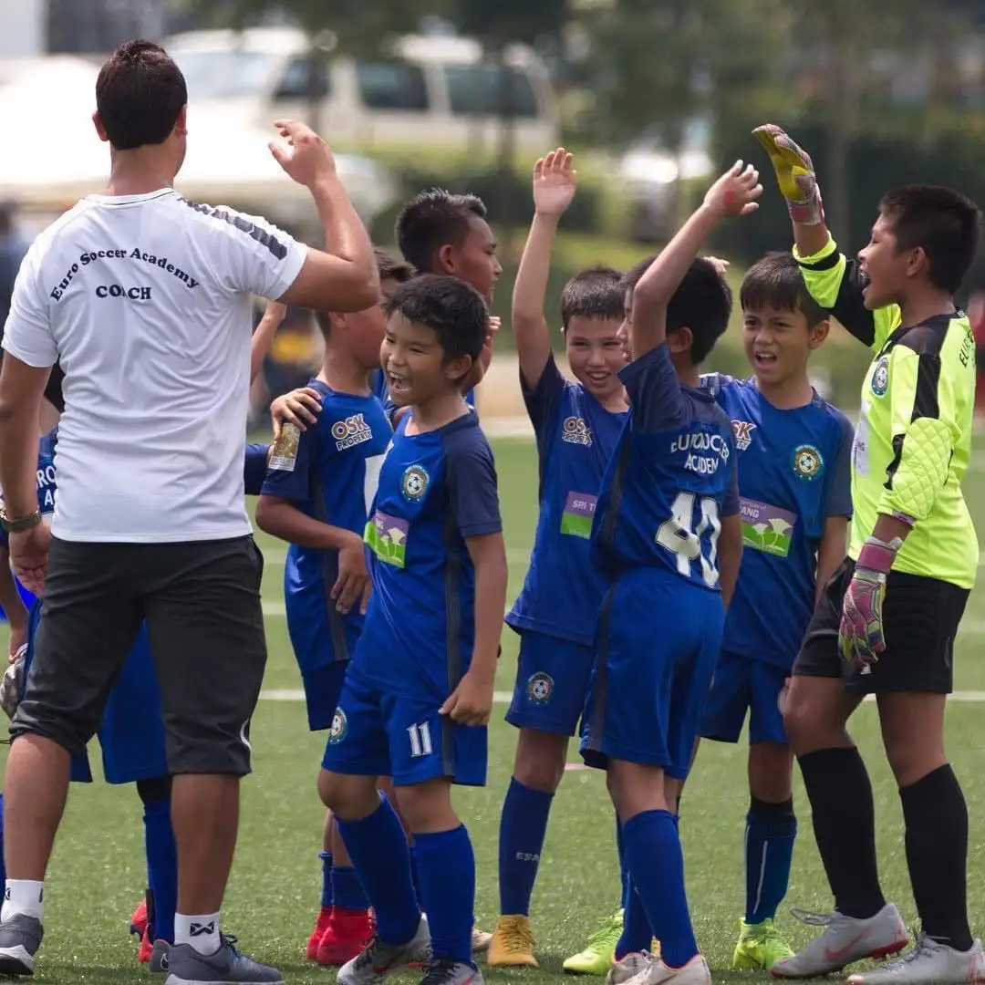 كيف تطور المدرب محمد زكريا ميدو مهاراته التدريبية؟