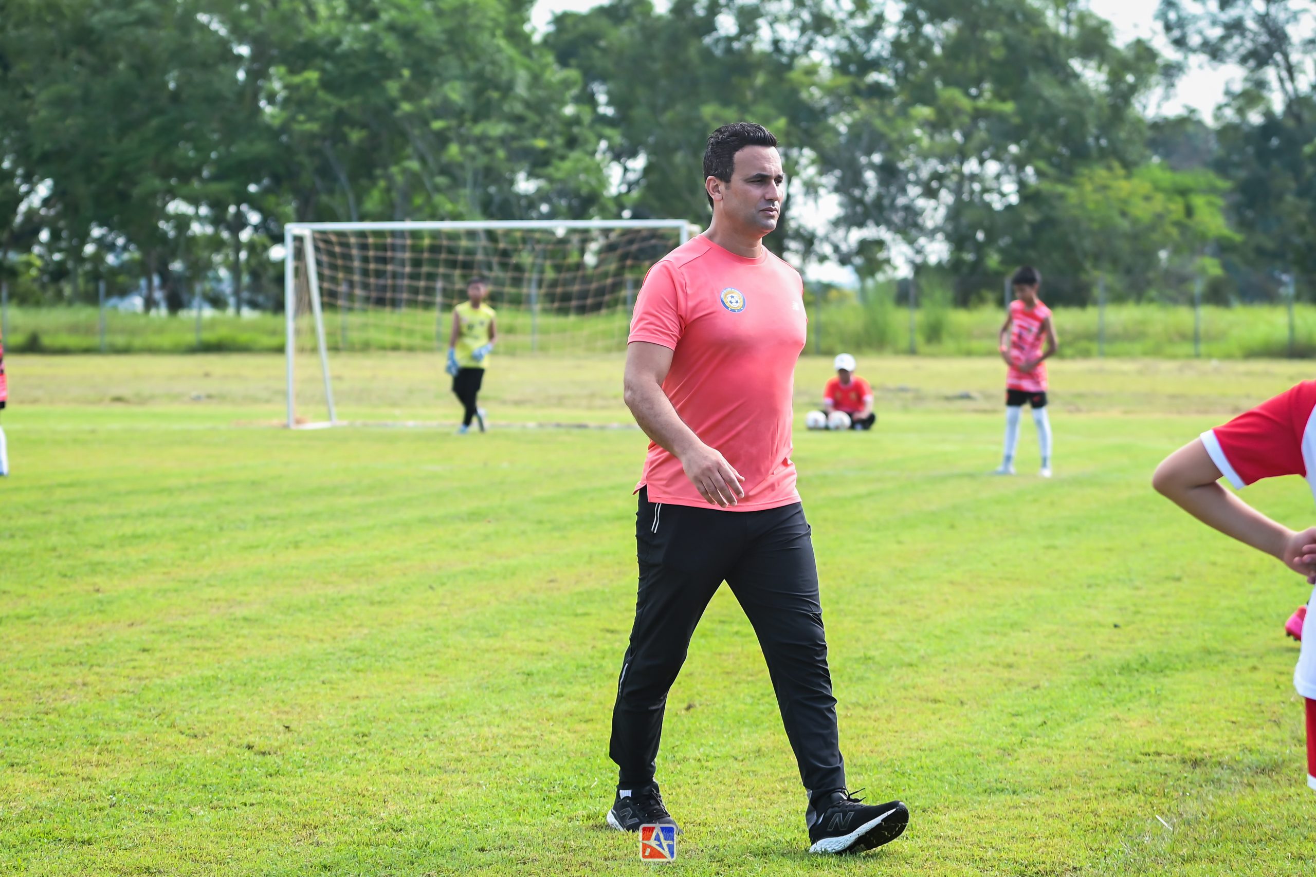 ما لا تعرفه عن مسيرة محمد زكريا ميدو في عالم كرة القدم والتدريب