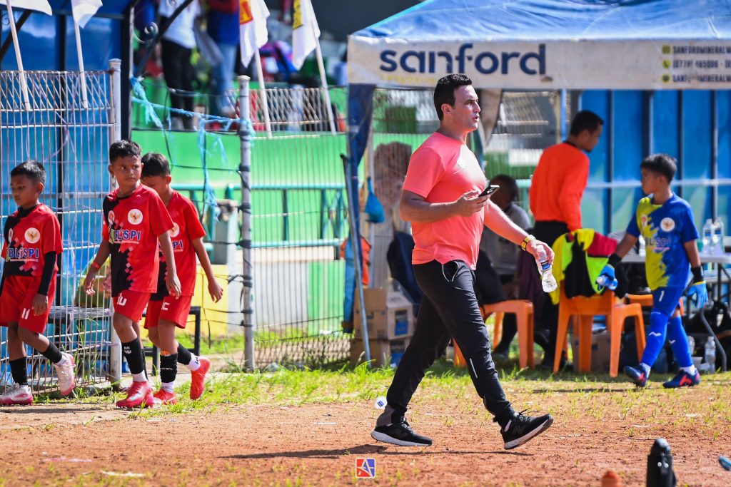 How Mohamed Zakaria’s Journey Transformed from a Professional Player to a Successful Coach